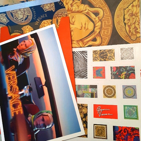 Versace Accessories - Versace Authentic Gift Set